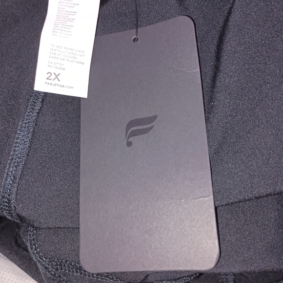 NWT Womens Fabletics Fundamental 4 Way Stretch Black Pants Size 2X 2XL XXL - Picture 11 of 12